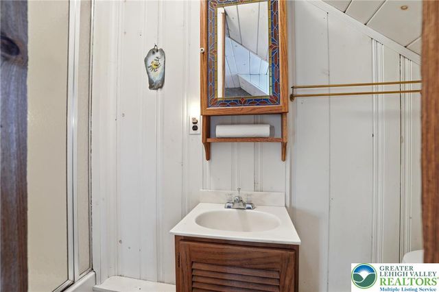 127 Marienstein Road, Nockamixon Twp, PA 18972