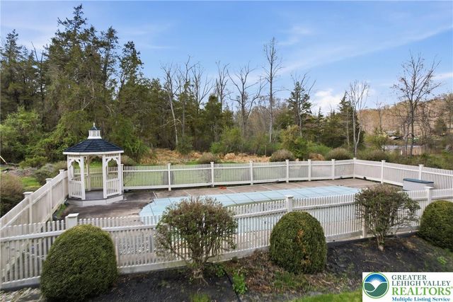 127 Marienstein Road, Nockamixon Twp, PA 18972