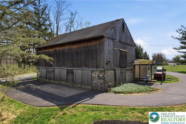 127 Marienstein Road, Nockamixon Twp, PA 18972