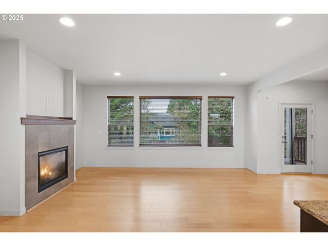 5216 Ne GARFIELD Ave, Portland, OR 97211