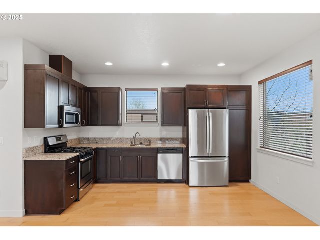 5216 Ne GARFIELD Ave, Portland, OR 97211