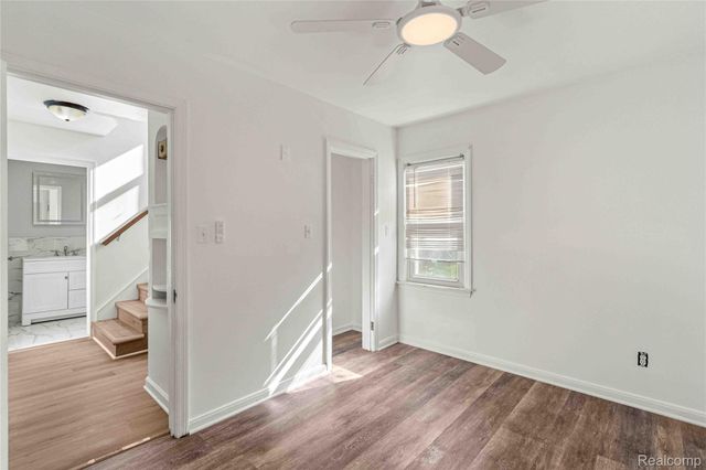 817 Lincoln Avenue, Lincoln Park, MI 48146