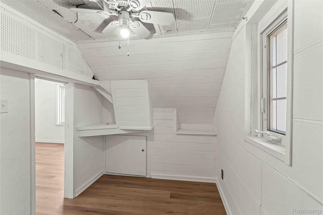 817 Lincoln Avenue, Lincoln Park, MI 48146