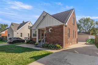 817 Lincoln Avenue, Lincoln Park, MI 48146