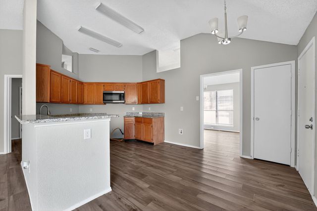 904 Breckenridge Drive, Desoto, TX 75115