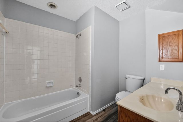 904 Breckenridge Drive, Desoto, TX 75115