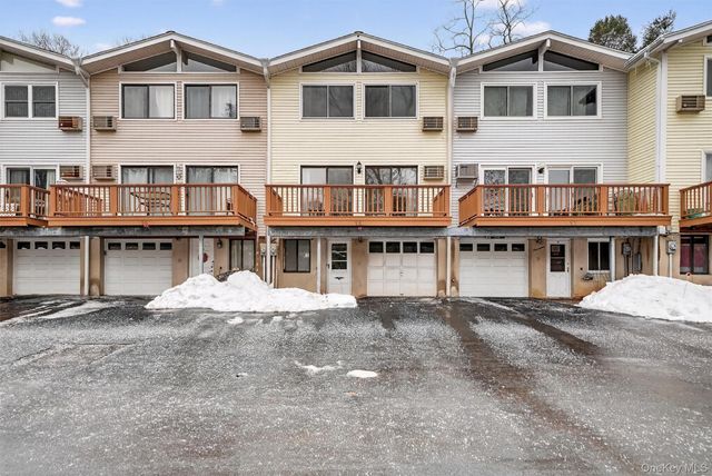 16 Scenic Circle, Croton-on-hudson, NY 10520