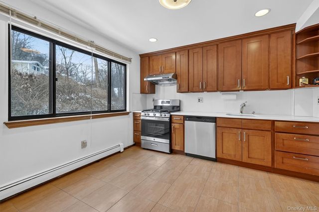 16 Scenic Circle, Croton-on-hudson, NY 10520