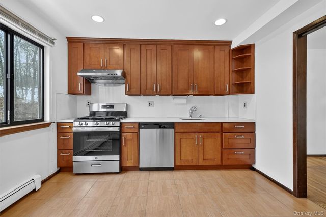 16 Scenic Circle, Croton-on-hudson, NY 10520