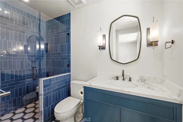 715 Poinsettia, Newport Beach, CA 92625