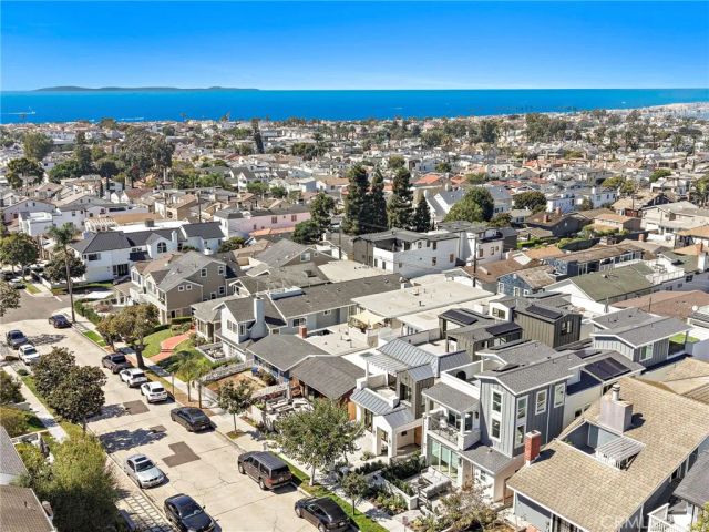 715 Poinsettia, Newport Beach, CA 92625
