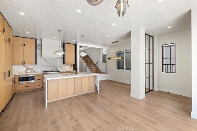 715 Poinsettia, Newport Beach, CA 92625