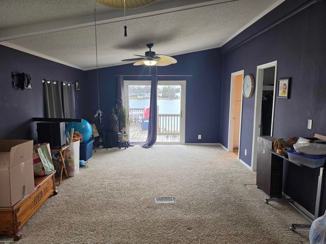 48585 Lakeview East Street, Shelby Twp, MI 48317