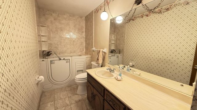 3856 Jay Lane, White Bear Lake, MN 55110