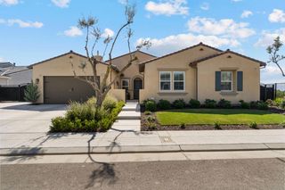 974 Ridgeline Road W, Madera, CA 93636