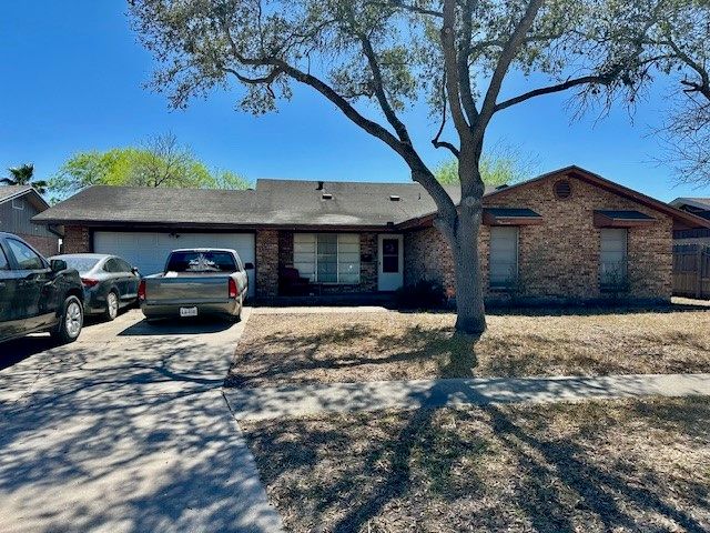 1505 E Warren Ave, Kingsville, TX 78363