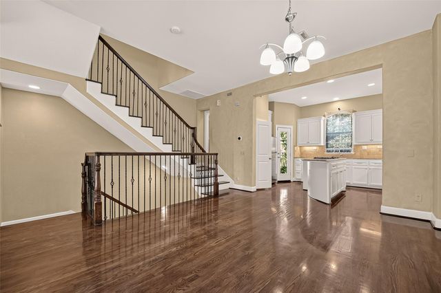 546 Bomar Street, Houston, TX 77006