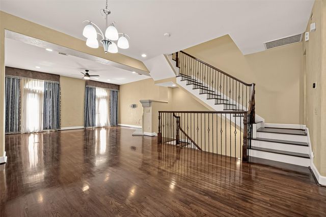 546 Bomar Street, Houston, TX 77006