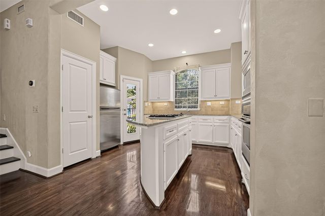 546 Bomar Street, Houston, TX 77006