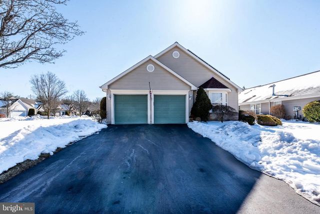 11 IVY HILL RD, Lakewood, NJ 08701