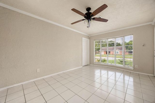 1134 Canterdale Street, Houston, TX 77047