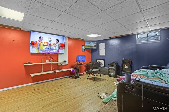 514 Chapel Cross Drive, Florissant, MO 63031