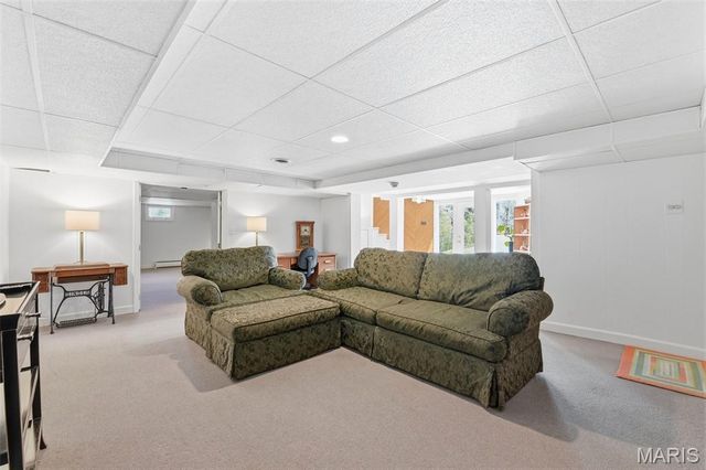6 Lake Pembroke Drive, Ferguson, MO 63135