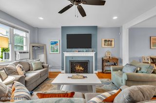 8 Deal Lake Court, Asbury Park, NJ 07712