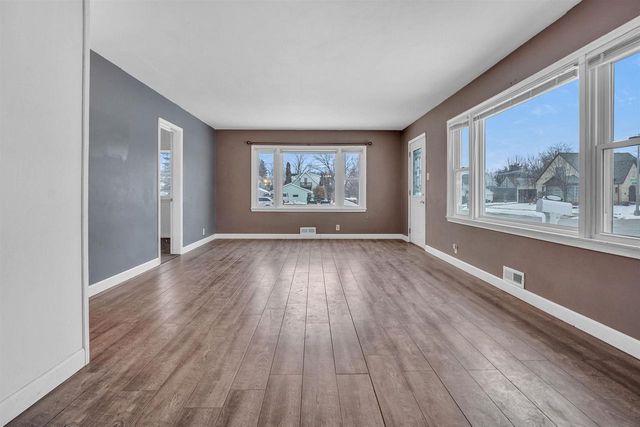 358 LLOYD STREET, Fond Du Lac, WI 54935