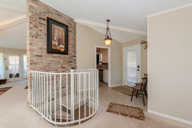 893 Lakeshore Drive, Brookeland, TX 75931