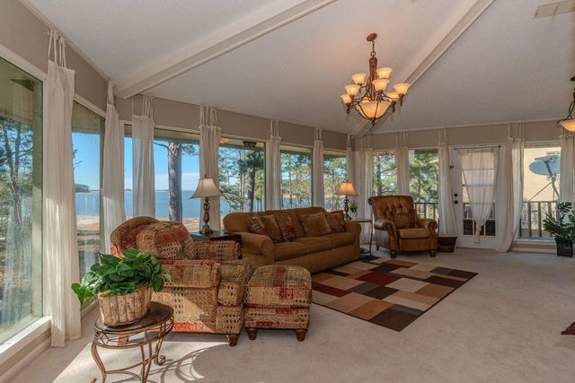 893 Lakeshore Drive, Brookeland, TX 75931