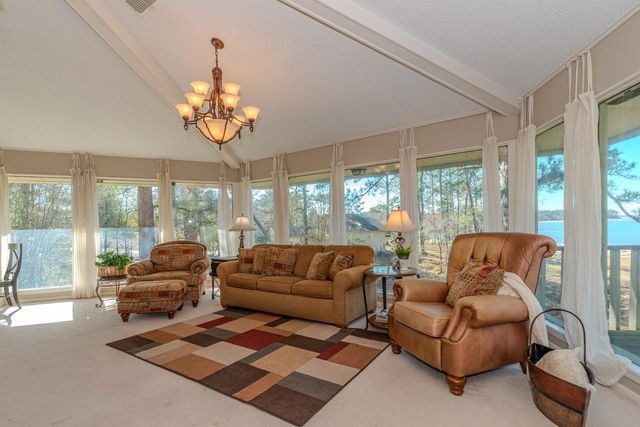 893 Lakeshore Drive, Brookeland, TX 75931