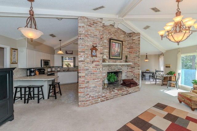 893 Lakeshore Drive, Brookeland, TX 75931