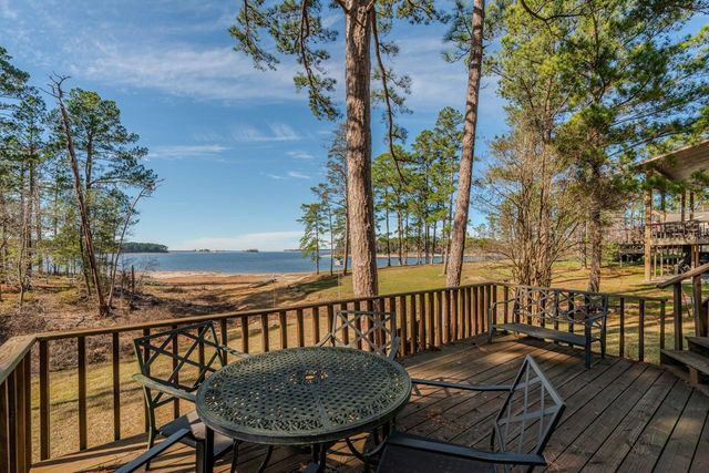 893 Lakeshore Drive, Brookeland, TX 75931