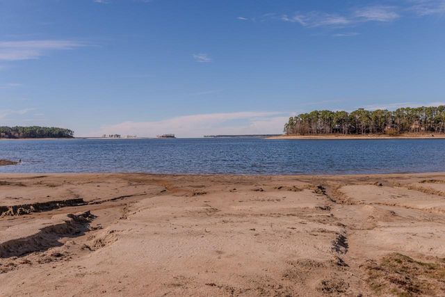 893 Lakeshore Drive, Brookeland, TX 75931