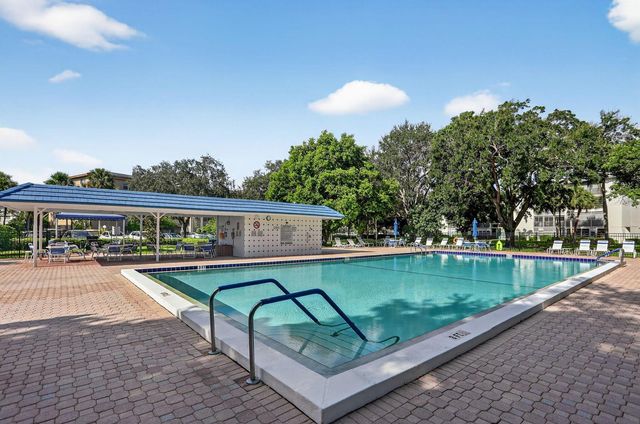 3001 Portofino Isle G3, Coconut Creek, FL 33066