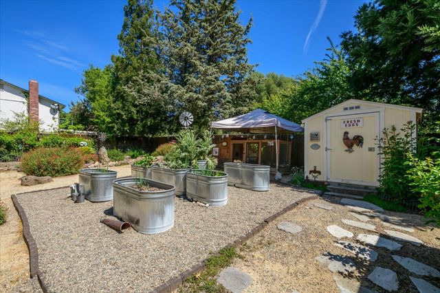 6530 Marva Ln, Placerville, CA 95667