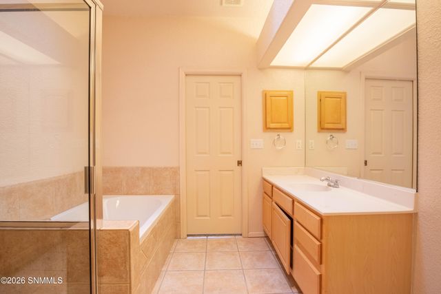 1086 Mormon Drive, Las Cruces, NM 88011