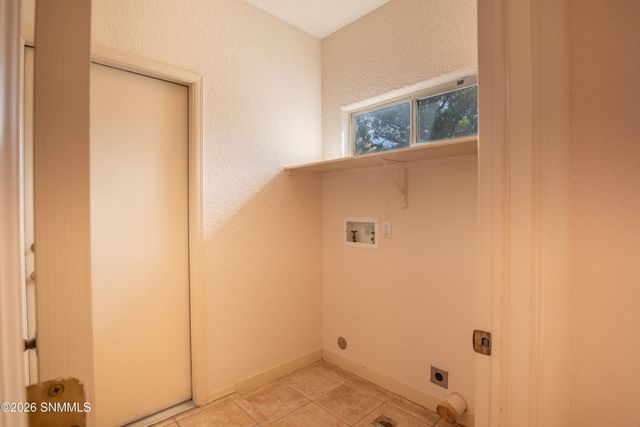1086 Mormon Drive, Las Cruces, NM 88011