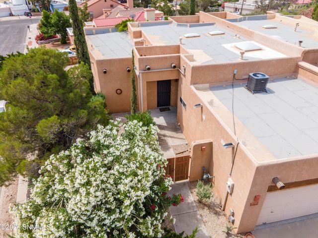 1086 Mormon Drive, Las Cruces, NM 88011