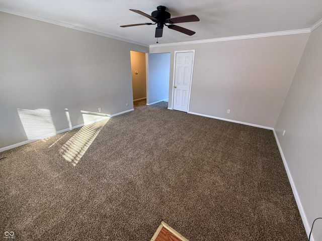 3720 Camelot Lane, Columbus, IN 47203