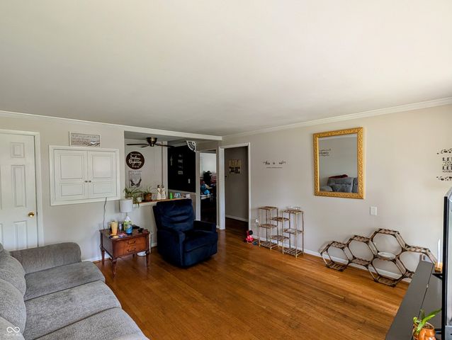 3720 Camelot Lane, Columbus, IN 47203