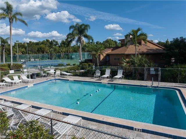 15020 Arbor Lakes DR W 101, North Fort Myers, FL 33917