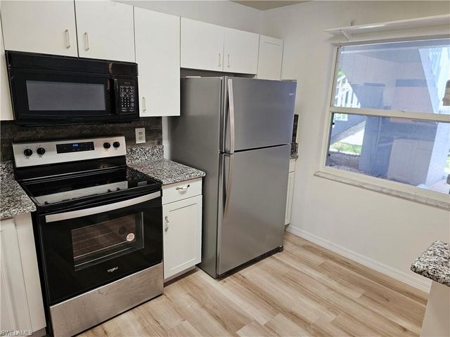 15020 Arbor Lakes DR W 101, North Fort Myers, FL 33917