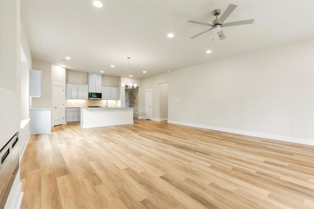 710 E Mcgee Street, Sherman, TX 75090