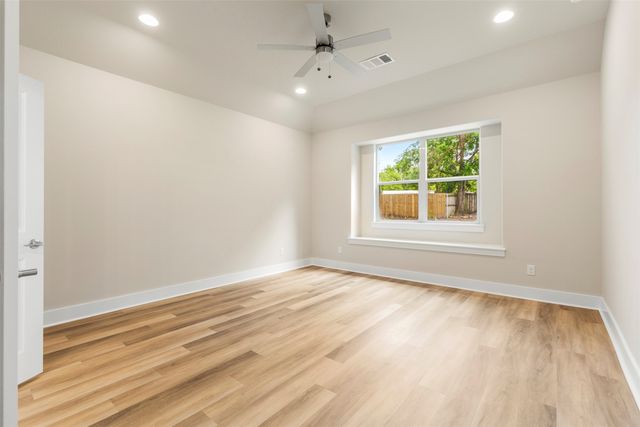710 E Mcgee Street, Sherman, TX 75090