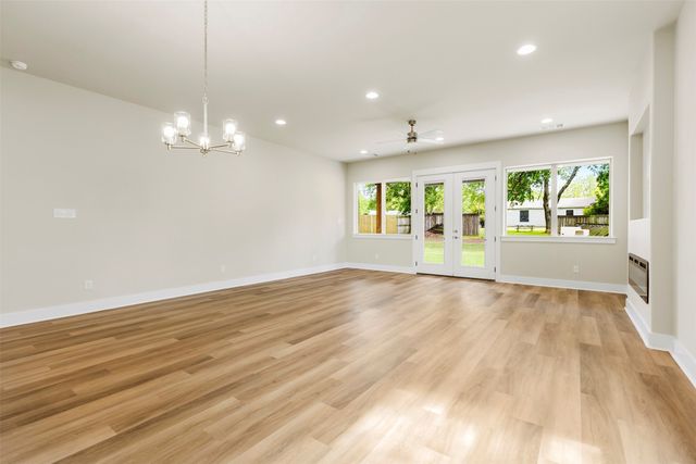 710 E Mcgee Street, Sherman, TX 75090
