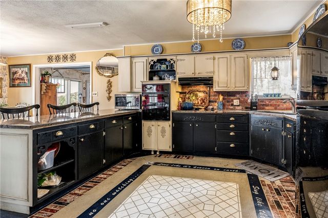 1 Puckett Road, Rogers, AR 72756