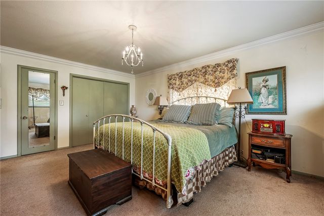 1 Puckett Road, Rogers, AR 72756