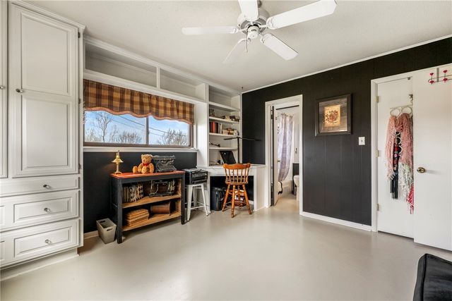 1 Puckett Road, Rogers, AR 72756